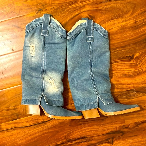 Denim Boots - Picture 4 of 7